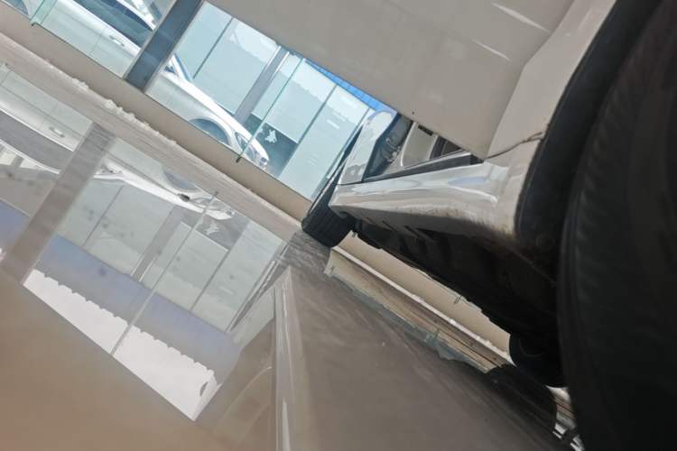 Used Ford Mondeo 2013 2.0L GTDi 200 Fashion Edition Right Side Sill