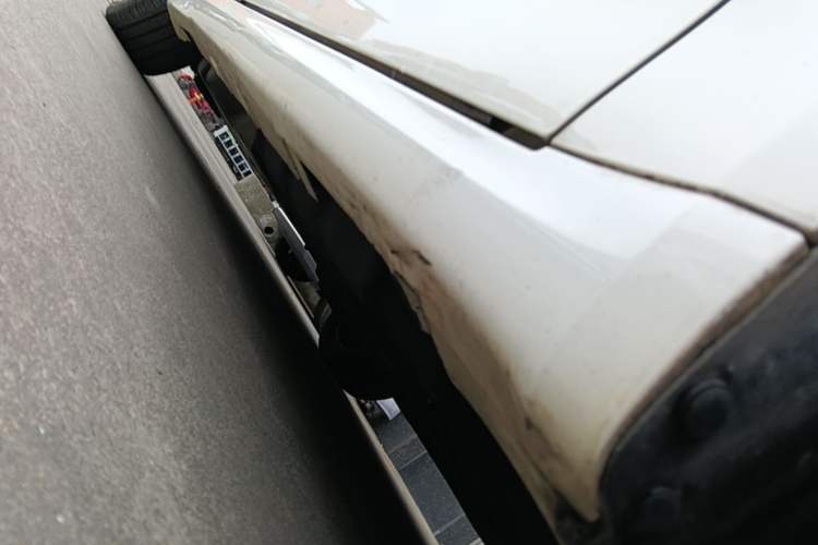 Used Ford Mondeo 2013 2.0L GTDi 200 Luxury Model Right Side Sill