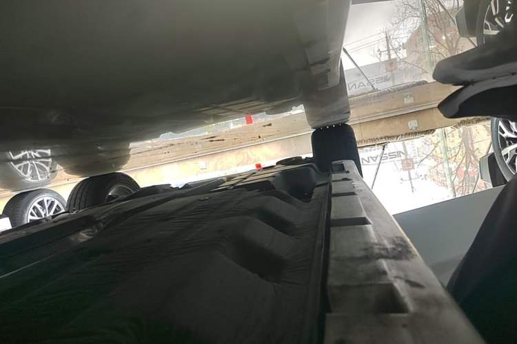 Used Ford Mondeo 2013 1.5L GTDi180 Fashion Edition Right Side Sill