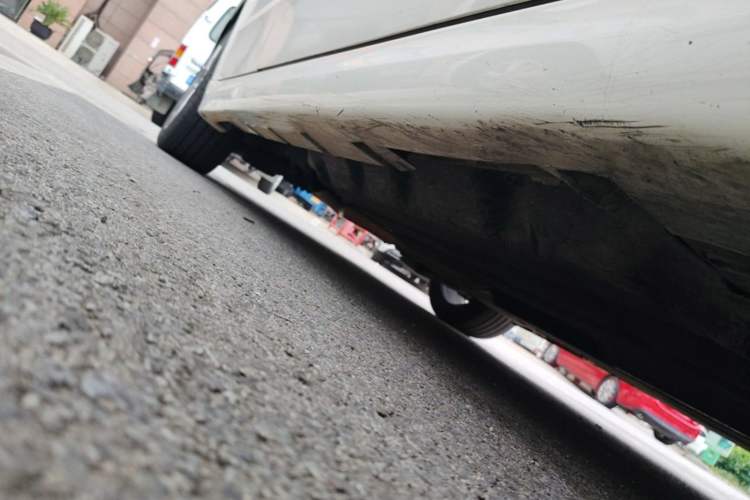 Used Ford Mondeo 2013 2.0L GTDi240 Luxury Sport Model Right Side Sill