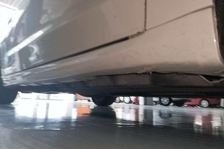 Used Ford Mondeo 2013 1.5L GTDi180 Fashion Edition Right Side Sill