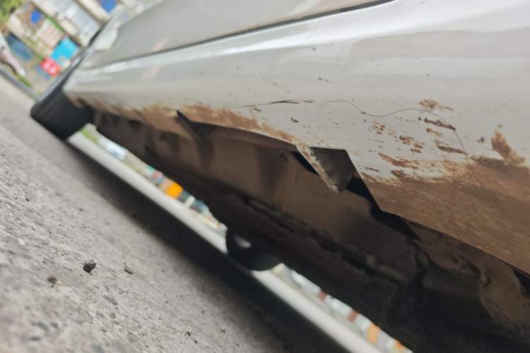 Used Ford Mondeo 2013 1.5L GTDi180 Fashion Edition Right Side Sill