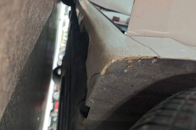 Used Ford Mondeo 2013 1.5L GTDi180 Fashion Edition Right Side Sill