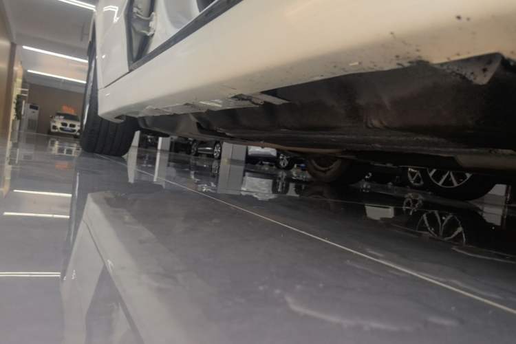 Used Ford Mondeo 2013 1.5L GTDi180 Fashion Edition Right Side Sill
