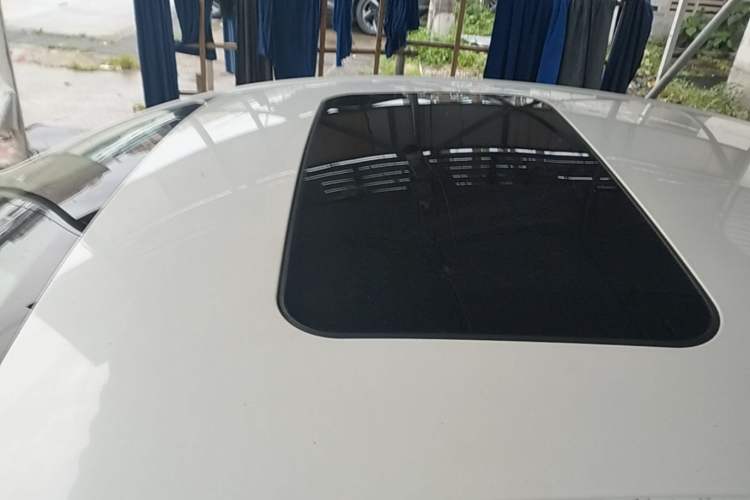 Used Ford Mondeo 2013 2.0L GTDi240 Luxury Sport Model Roof