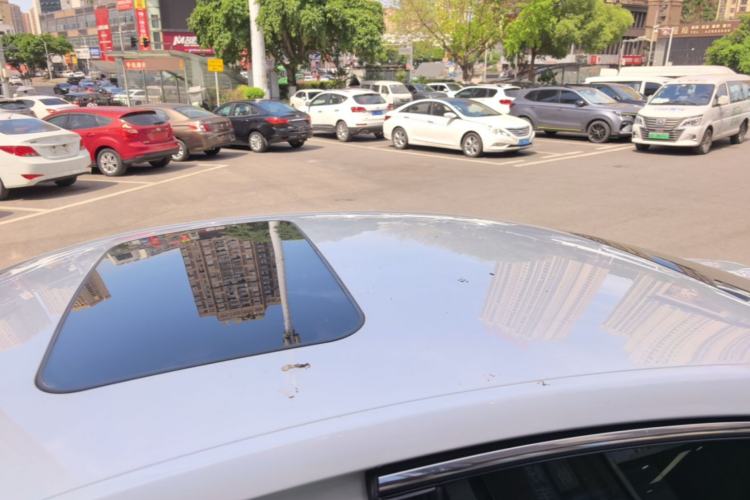 Used Ford Mondeo 2013 2.0L GTDi 200 Luxury Model Roof