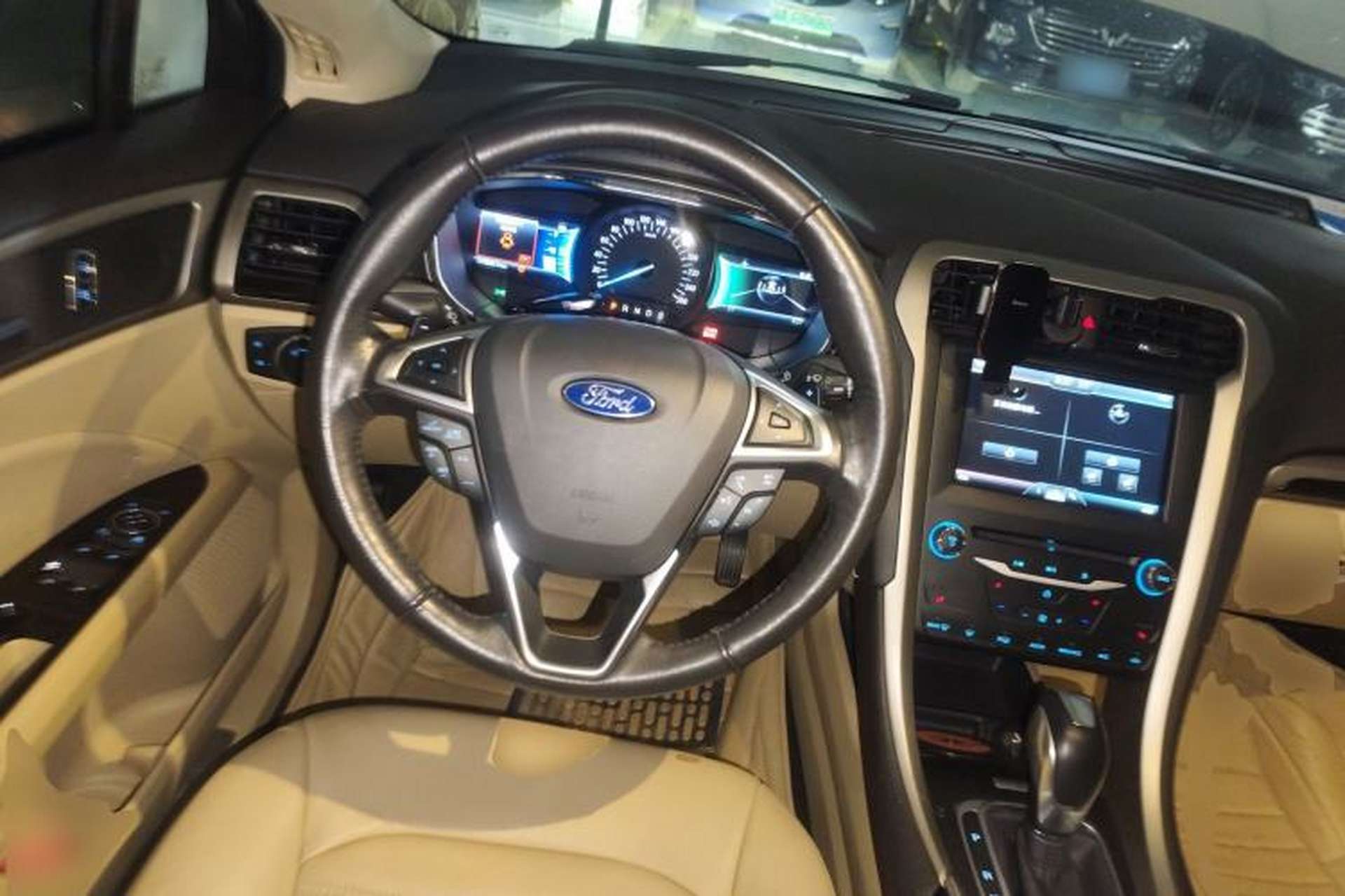 Used Ford Mondeo 2013 2.0L GTDi 200 Luxury Model Steering Wheel