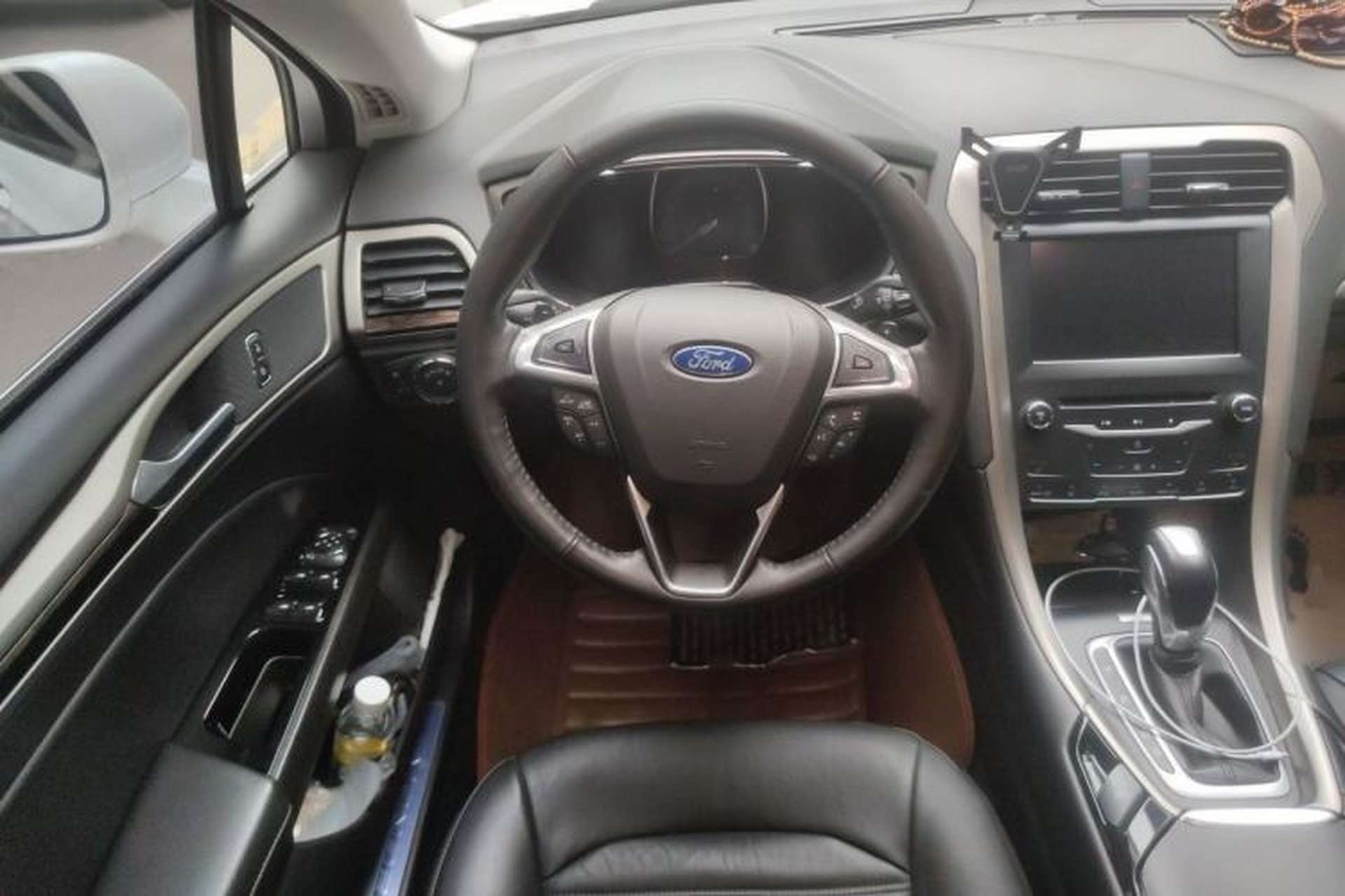 Used Ford Mondeo 2013 2.0L GTDi 200 Luxury Model Steering Wheel