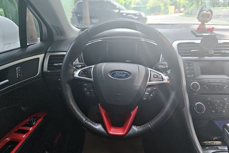 Used Ford Mondeo 2013 2.0L GTDi 200 Fashion Edition Steering Wheel