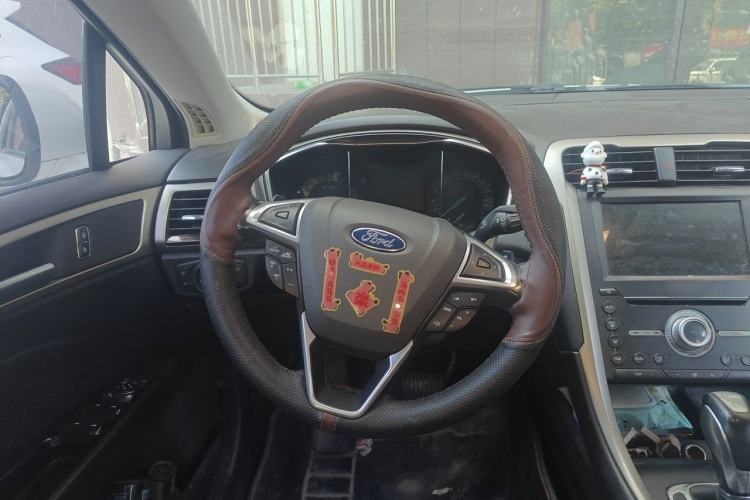 Used Ford Mondeo 2013 2.0L GTDi 200 Fashion Edition Steering Wheel