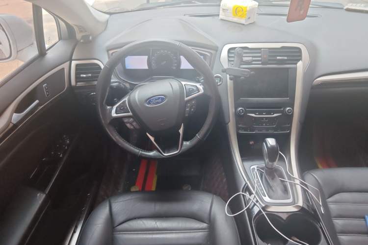 Used Ford Mondeo 2013 2.0L GTDi 200 Fashion Edition Steering Wheel