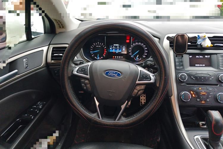 Used Ford Mondeo 2013 2.0L GTDi 200 Fashion Edition Steering Wheel