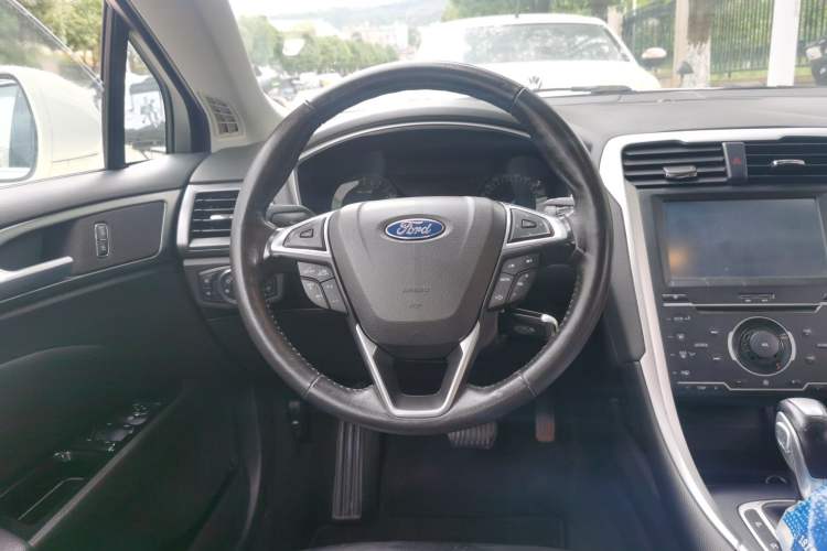 Used Ford Mondeo 2013 1.5L GTDi180 Fashion Edition Steering Wheel