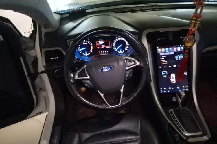 Used Ford Mondeo 2013 2.0L GTDi 200 Fashion Edition Steering Wheel