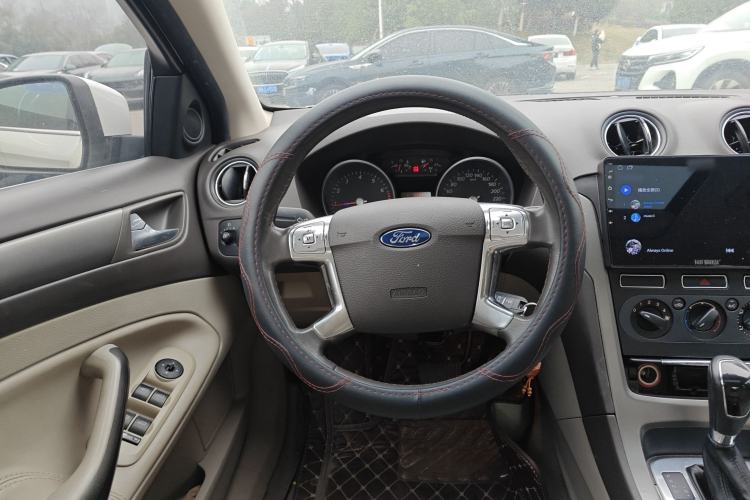 Used Ford Mondeo 2013 2.3L Fashion Edition Steering Wheel