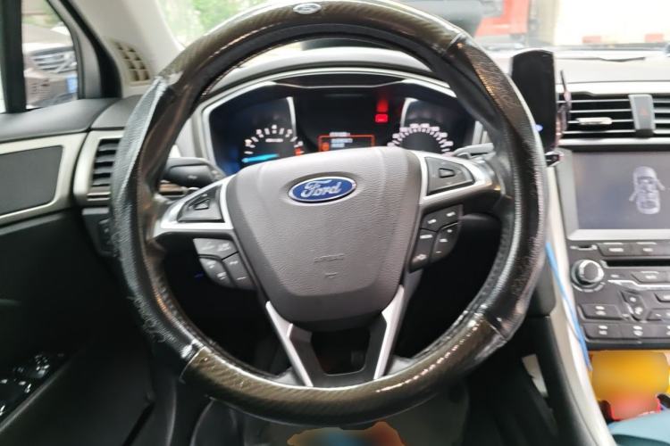 Used Ford Mondeo 2013 2.0L GTDi 200 Fashion Edition Steering Wheel