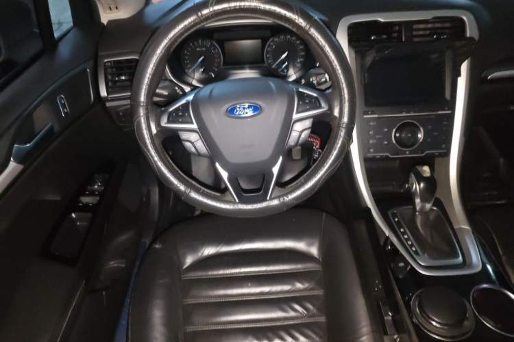 Used Ford Mondeo 2013 1.5L GTDi180 Fashion Edition Steering Wheel