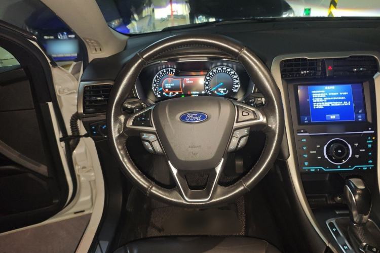 Used Ford Mondeo 2013 2.0L GTDi240 Flagship Edition Steering Wheel