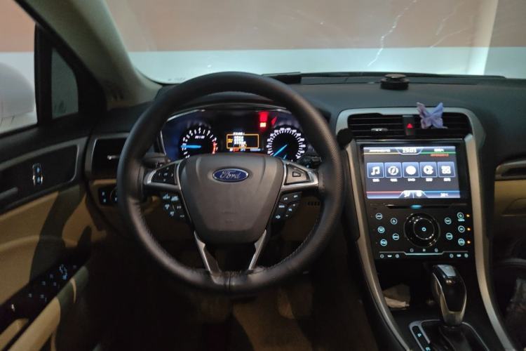 Used Ford Mondeo 2013 2.0L GTDi 200 Fashion Edition Steering Wheel