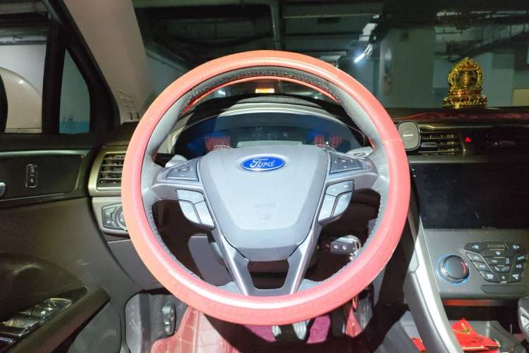 Used Ford Mondeo 2013 1.5L GTDi180 Fashion Edition Steering Wheel