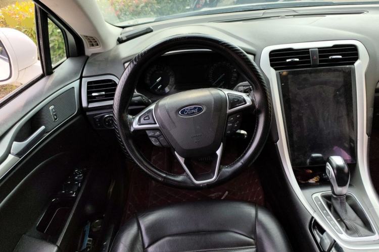 Used Ford Mondeo 2013 1.5L GTDi180 Fashion Edition Steering Wheel