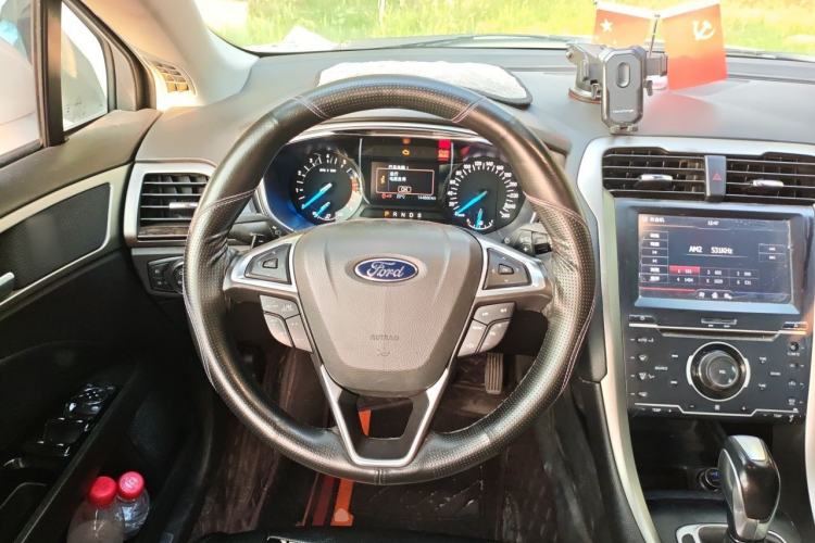 Used Ford Mondeo 2013 2.0L GTDi 200 Fashion Edition Steering Wheel