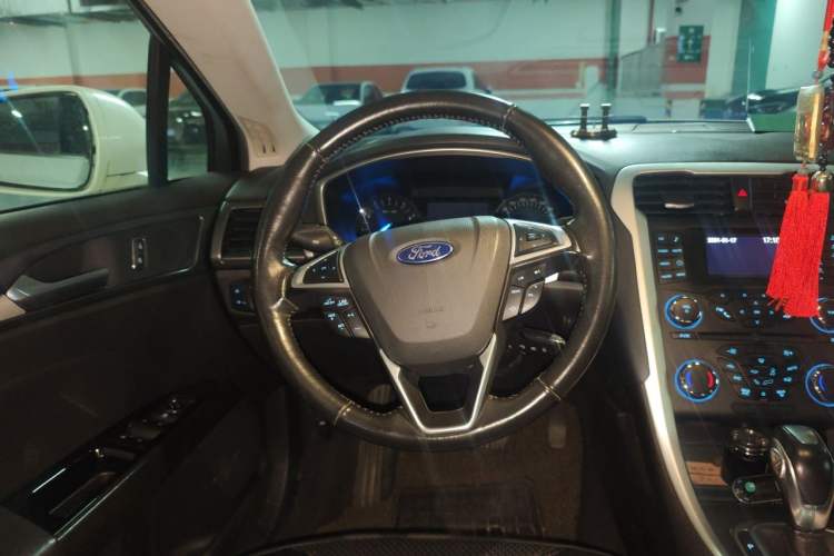 Used Ford Mondeo 2013 1.5L GTDi180 Fashion Edition Steering Wheel