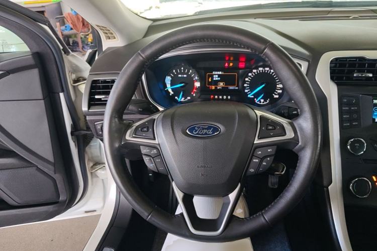 Used Ford Mondeo 2013 1.5L GTDi180 Fashion Edition Steering Wheel