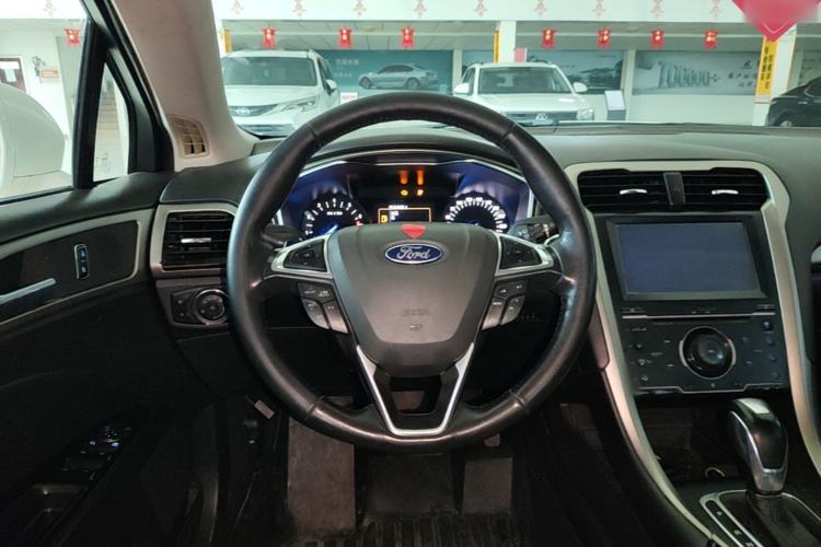 Used Ford Mondeo 2013 2.0L GTDi 200 Fashion Edition Steering Wheel