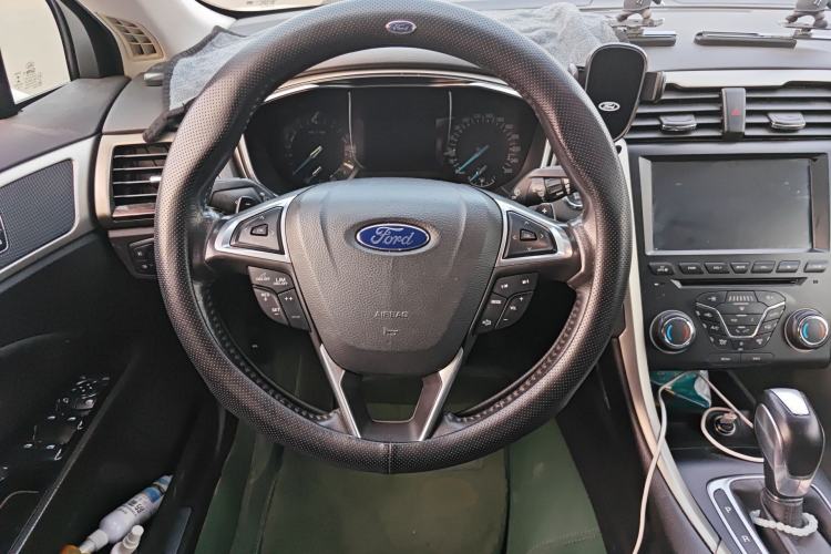 Used Ford Mondeo 2013 2.0L GTDi 200 Fashion Edition Steering Wheel