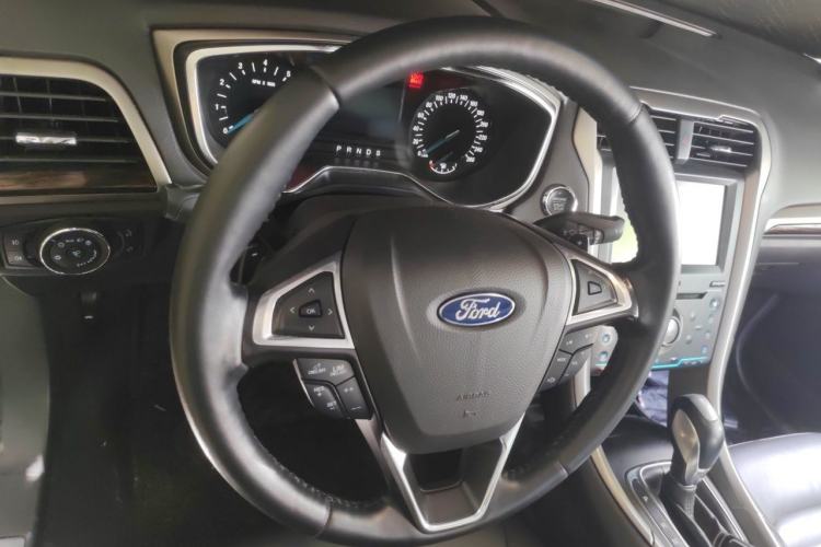 Used Ford Mondeo 2013 2.0L GTDi 200 Fashion Edition Steering Wheel