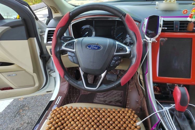 Used Ford Mondeo 2013 2.0L GTDi 200 Fashion Edition Steering Wheel