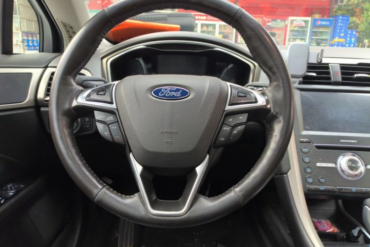 Used Ford Mondeo 2013 2.0L GTDi 200 Fashion Edition Steering Wheel