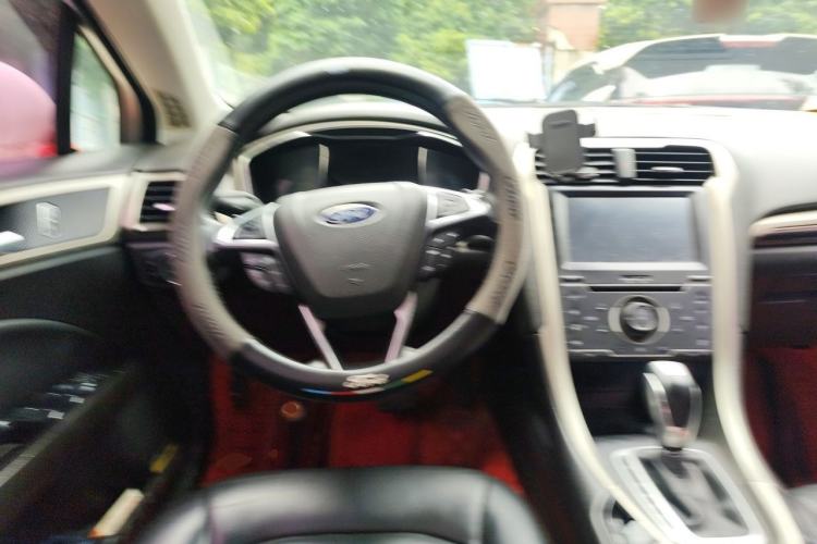 Used Ford Mondeo 2013 2.0L GTDi 200 Fashion Edition Steering Wheel