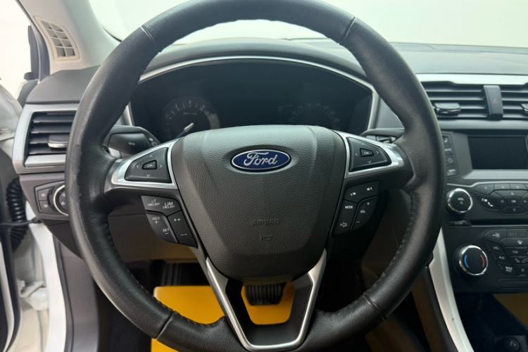 Used Ford Mondeo 2013 1.5L GTDi180 Fashion Edition Steering Wheel