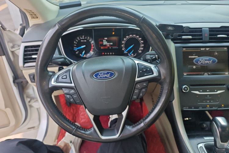 Used Ford Mondeo 2013 2.0L GTDi 200 Fashion Edition Steering Wheel