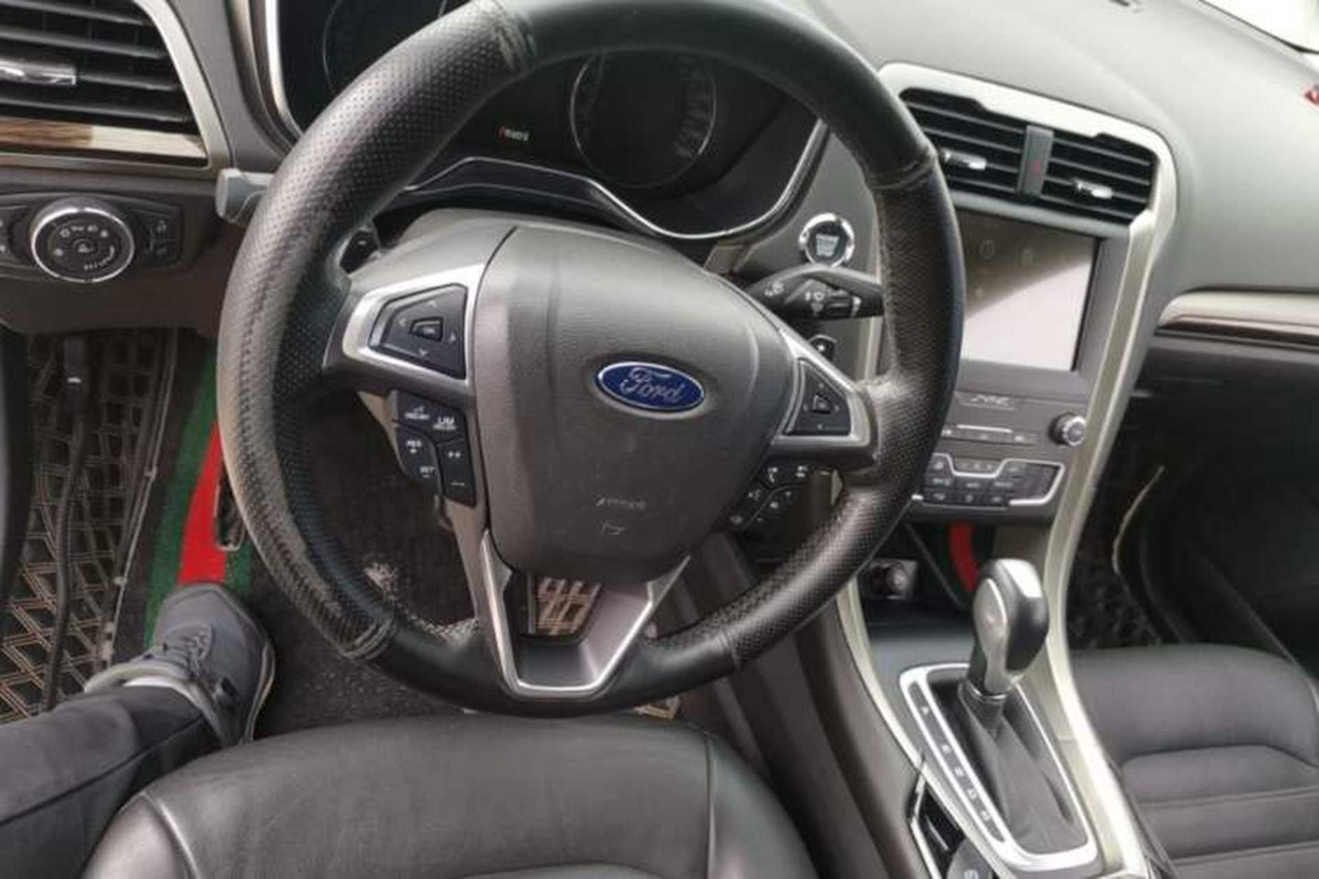 Used Ford Mondeo 2013 2.0L GTDi 200 Fashion Edition Steering Wheel