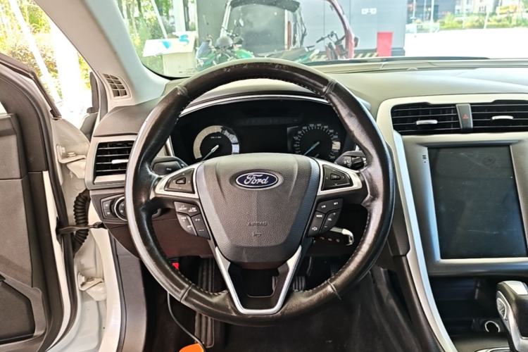 Used Ford Mondeo 2013 1.5L GTDi180 Fashion Edition Steering Wheel