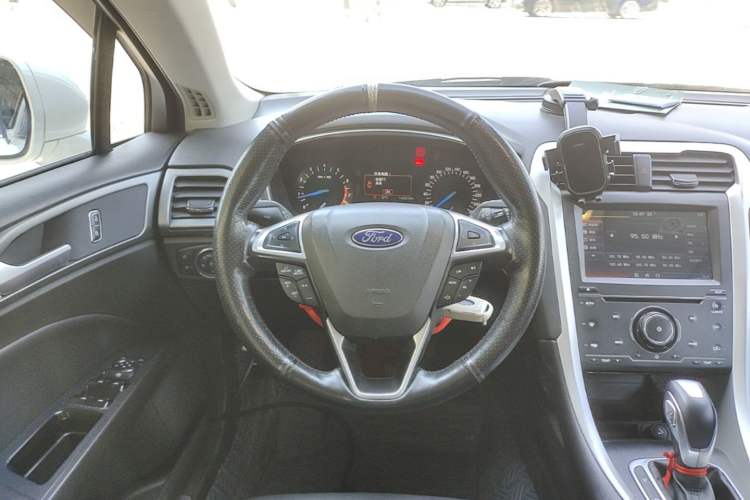 Used Ford Mondeo 2013 1.5L GTDi180 Fashion Edition Steering Wheel