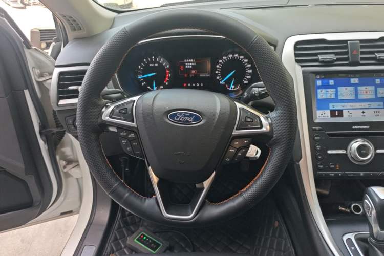 Used Ford Mondeo 2013 1.5L GTDi180 Fashion Edition Steering Wheel