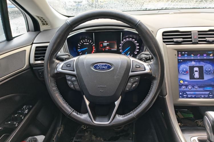 Used Ford Mondeo 2013 2.0L GTDi 200 Fashion Edition Steering Wheel