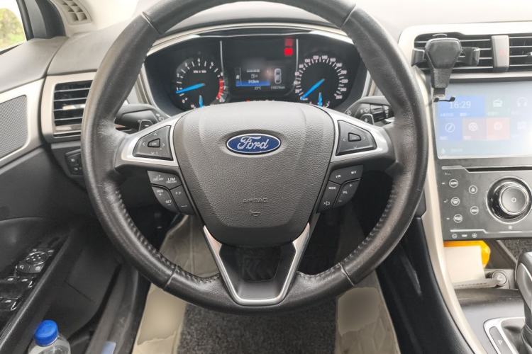 Used Ford Mondeo 2013 2.0L GTDi 200 Fashion Edition Steering Wheel
