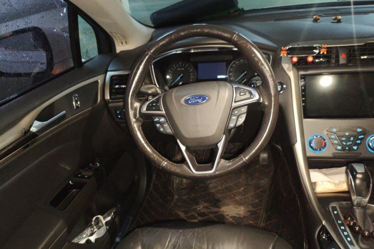 Used Ford Mondeo 2013 2.0L GTDi 200 Fashion Edition Steering Wheel