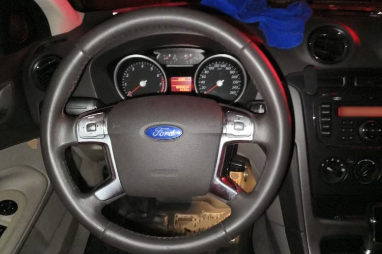 Used Ford Mondeo 2013 2.3L Fashion Edition Steering Wheel