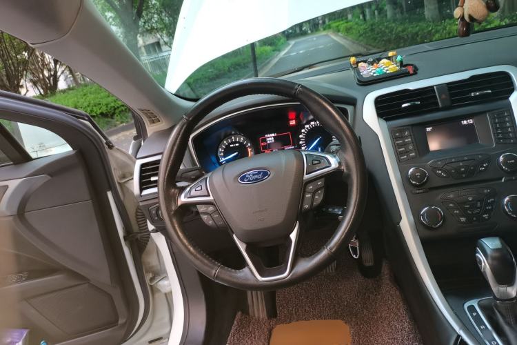 Used Ford Mondeo 2013 1.5L GTDi180 Fashion Edition Steering Wheel