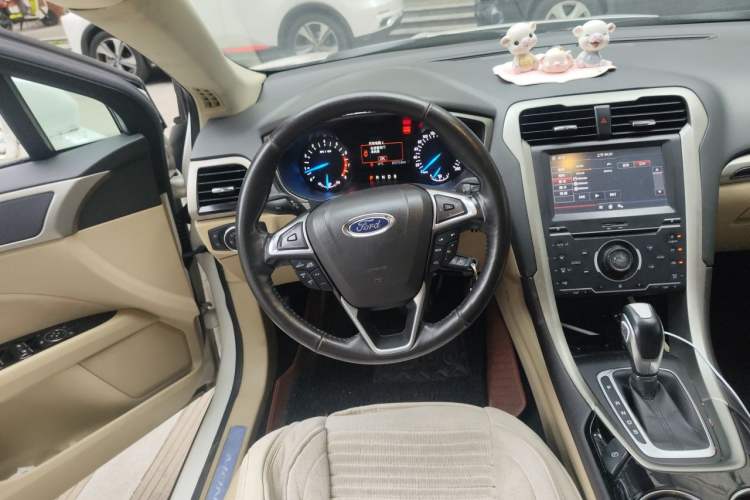 Used Ford Mondeo 2013 1.5L GTDi180 Fashion Edition Steering Wheel