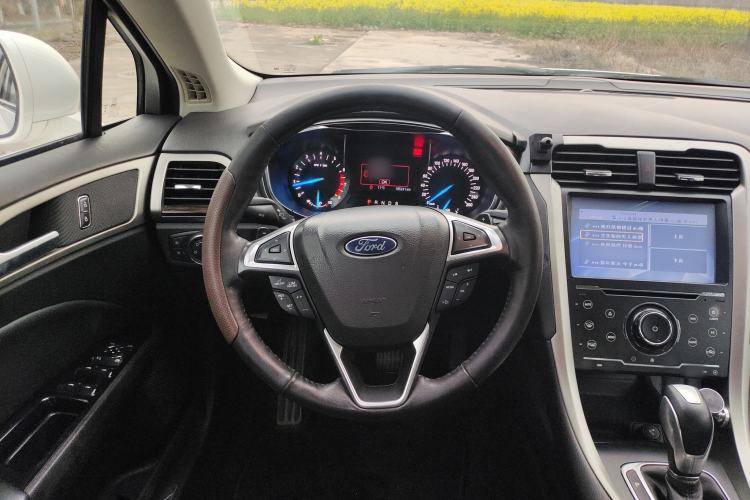 Used Ford Mondeo 2013 2.0L GTDi 200 Fashion Edition Steering Wheel