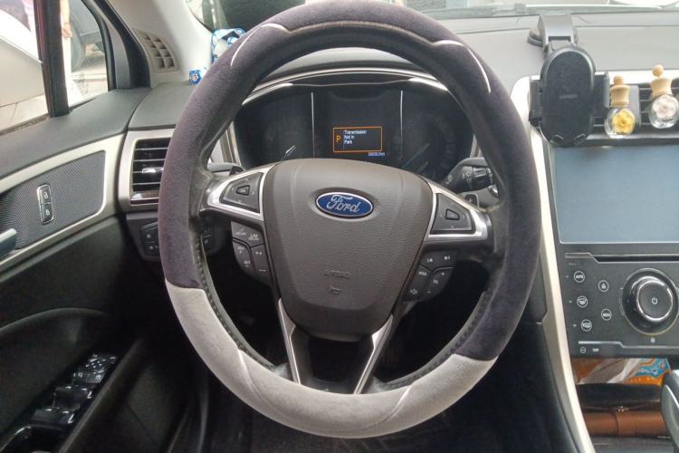 Used Ford Mondeo 2013 2.0L GTDi 200 Fashion Edition Steering Wheel