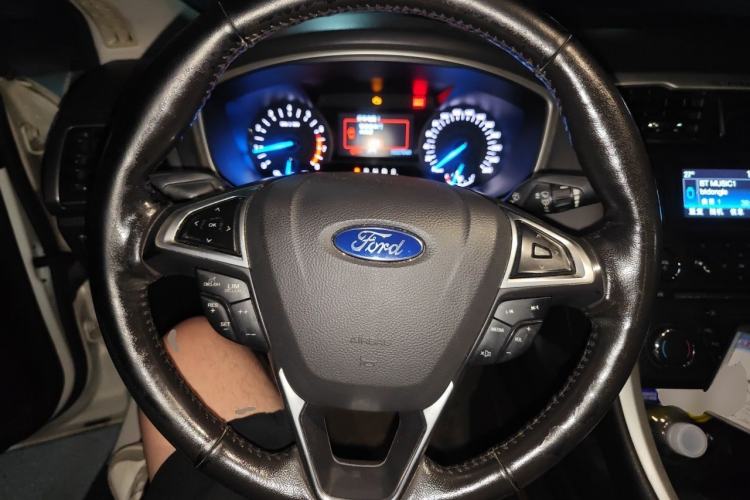 Used Ford Mondeo 2013 1.5L GTDi180 Fashion Edition Steering Wheel