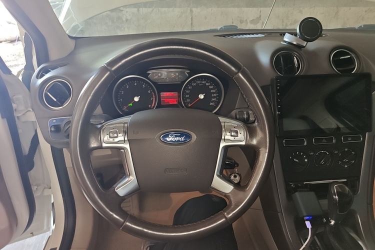 Used Ford Mondeo 2013 2.3L Fashion Edition Steering Wheel